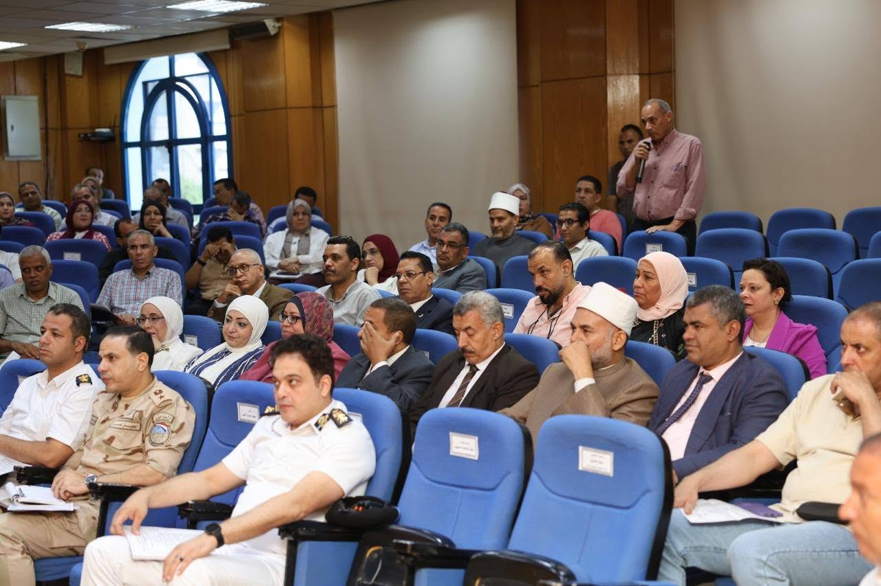 اجتماع المجلس التنيفذى للمنيا اجتماع المجلس التنيفذى للمنيا